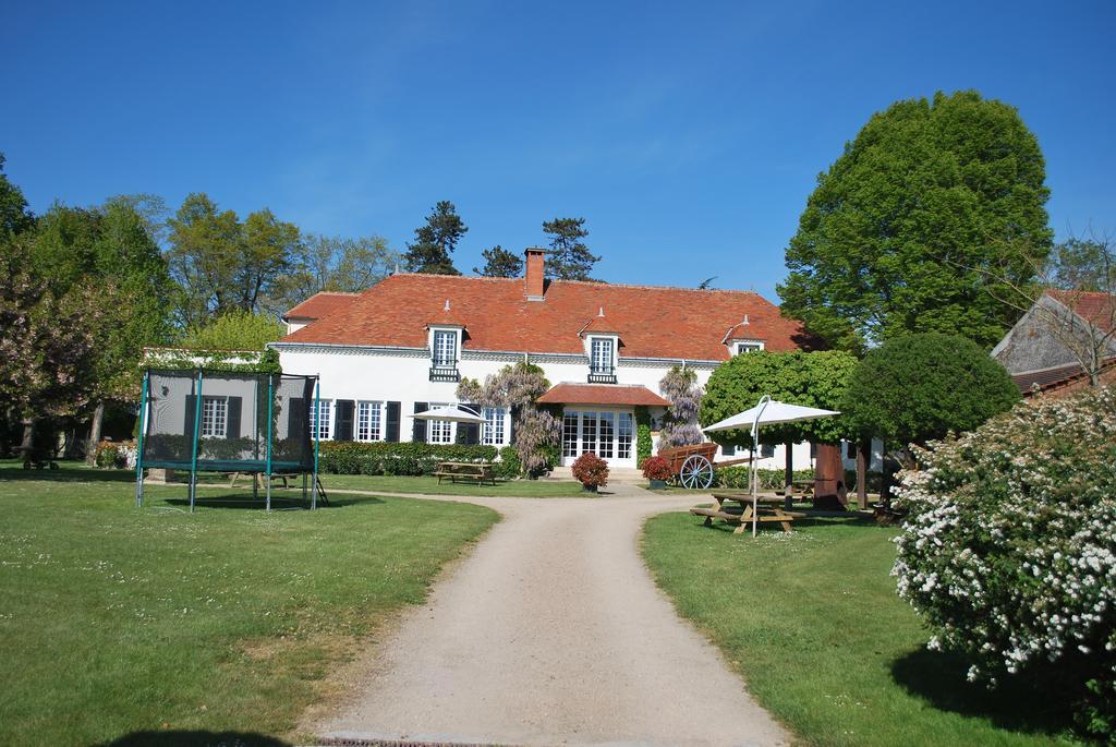 Domaine Les Gandins Acomodação com café da manhã Saint-Germain-de-Salles Exterior foto